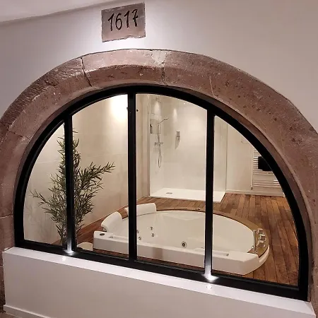 Daire Jacuzzi Des Tanneurs *